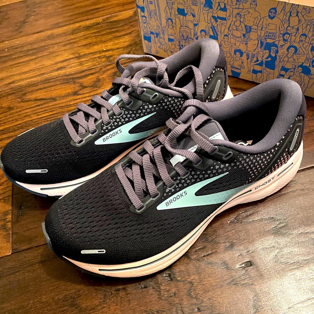 BROOKS WOMEN'S GHOST 14 RUNNING SHOE Sz. 6.5 NEW!